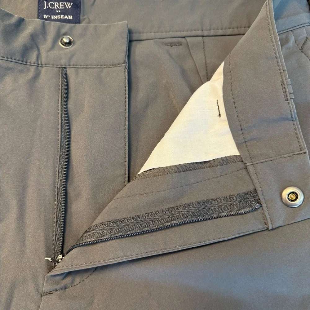 J Crew Men’s Flex Shorts - 9” Inseam - Grey - Size 32